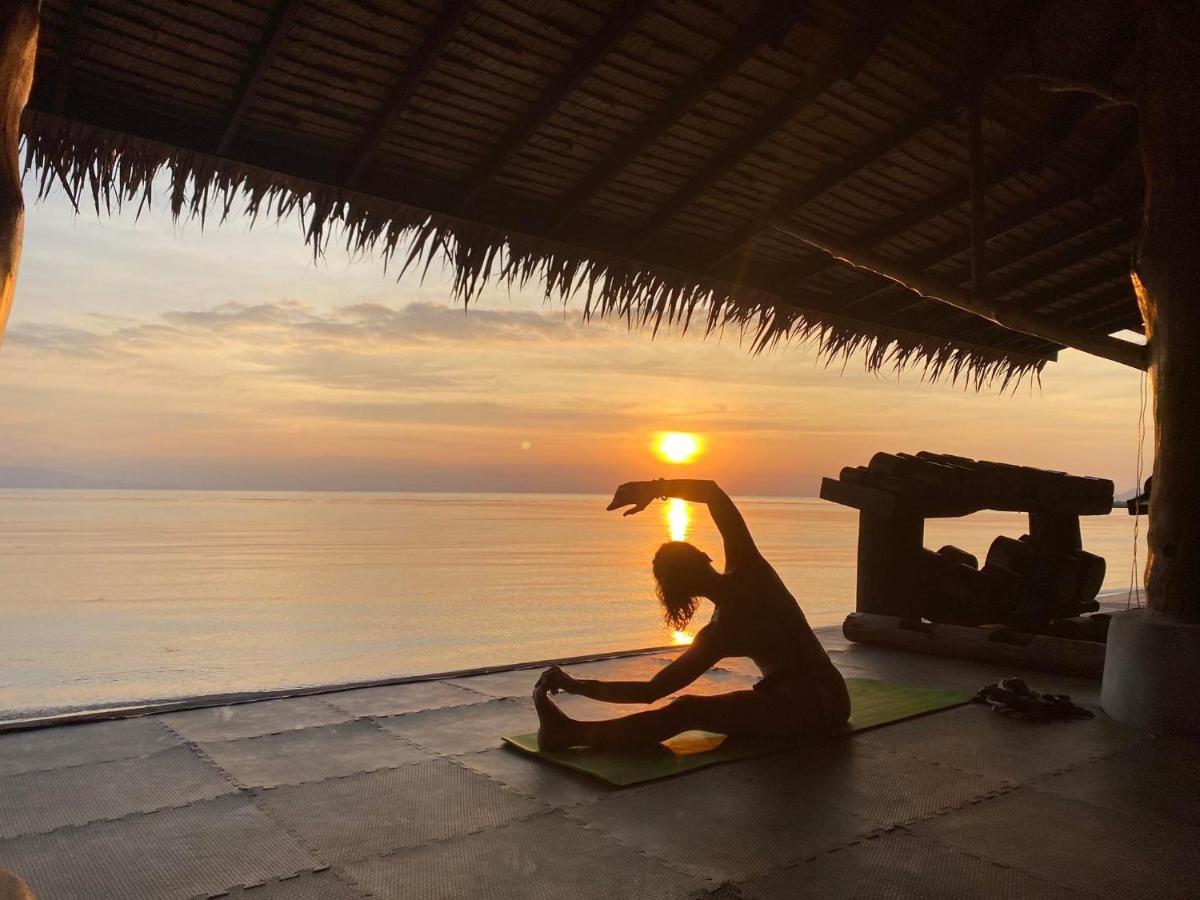 Wild Wood X Hansa Beach Fitness Resort Thong Sala Exterior foto